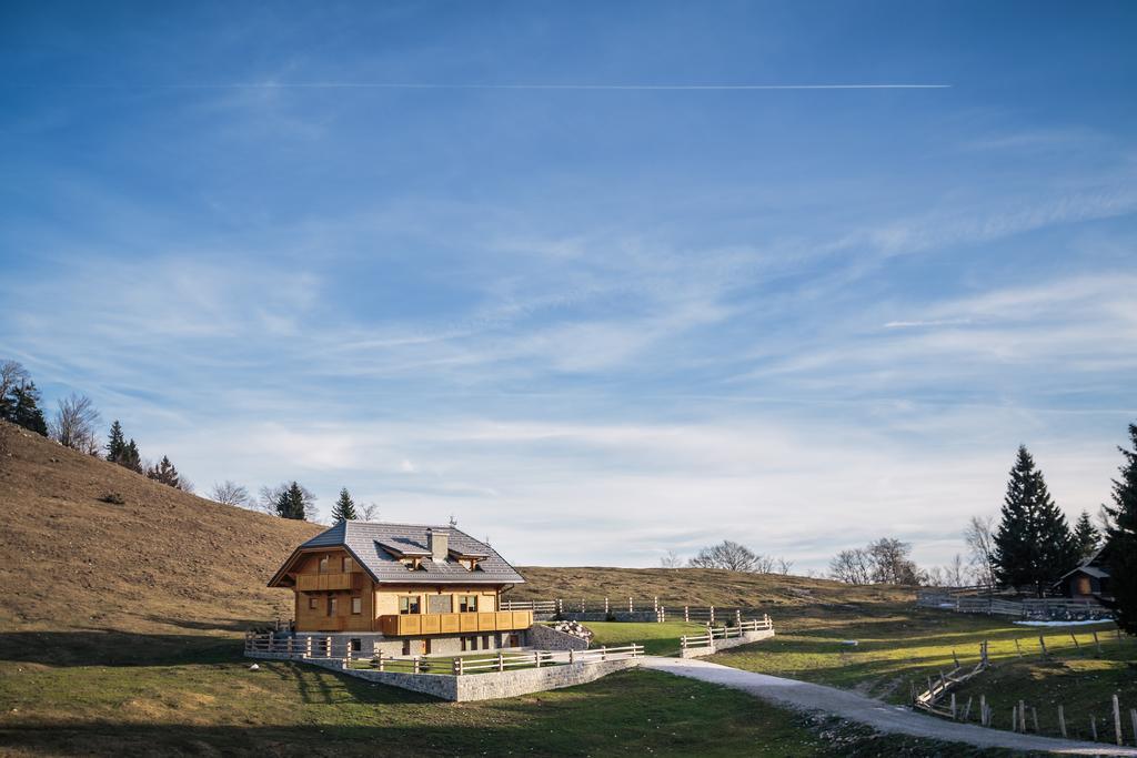 Apartments Krvavec Cerklje na Gorenjskem Exteriör bild